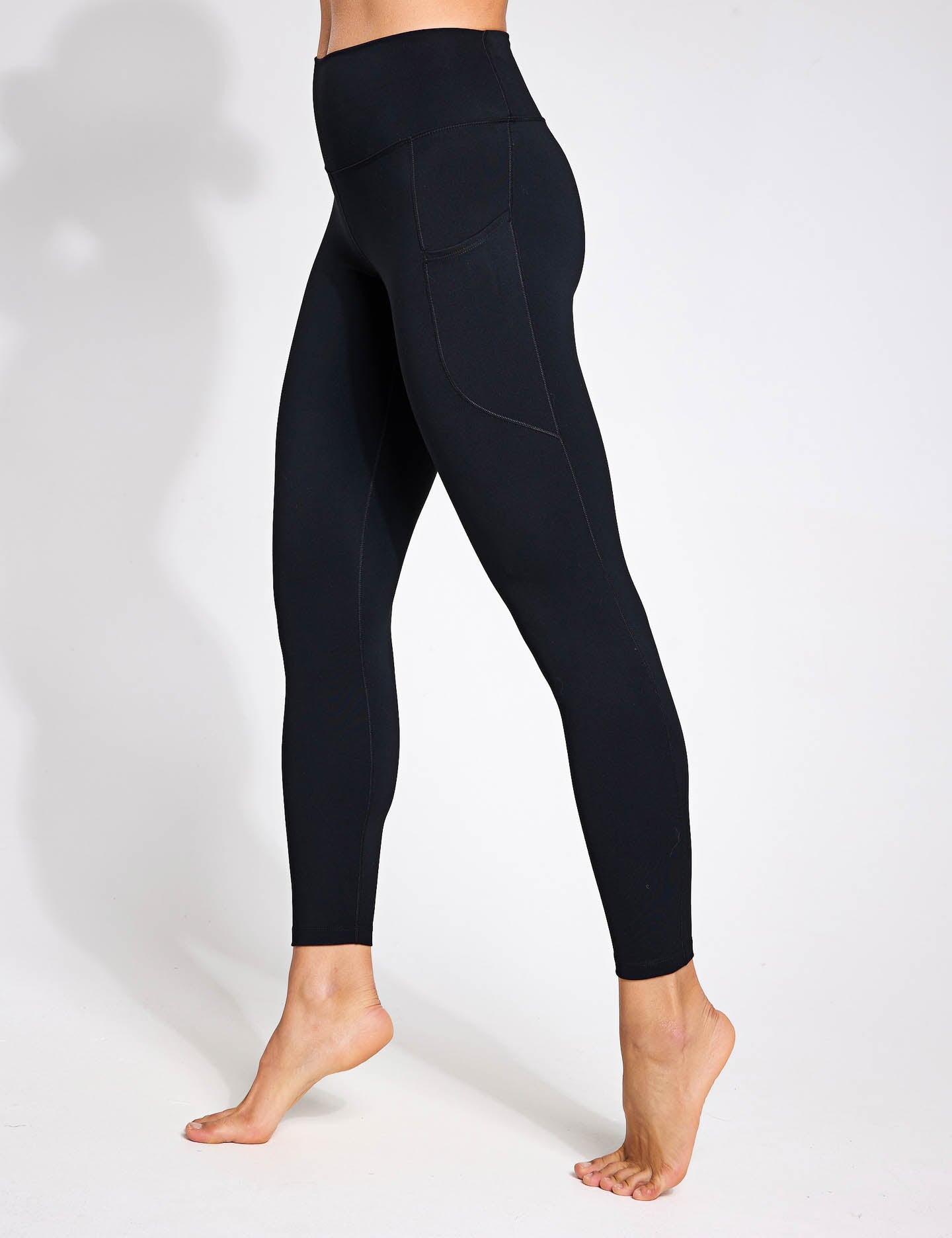 Nike One High 7/8 Leggings with Pockets Black The Sports Edit