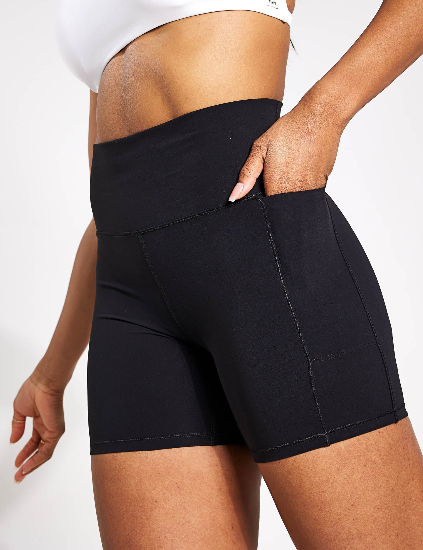 vuori biker shorts