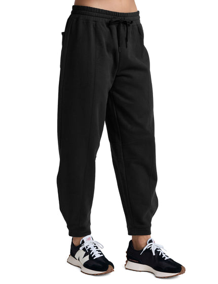 Beyond Yoga LuxeFleece Barrel Sweatpant - Blackimages2- The Sports Edit
