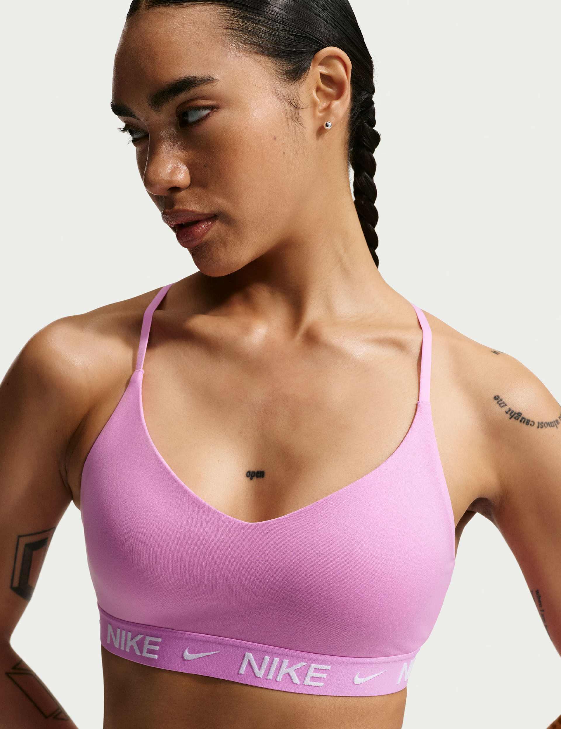 nike women's indy light support sports bra
