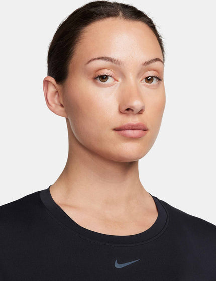 Nike One Classic Dri-FIT Short-Sleeve Top - Blackimages3- The Sports Edit