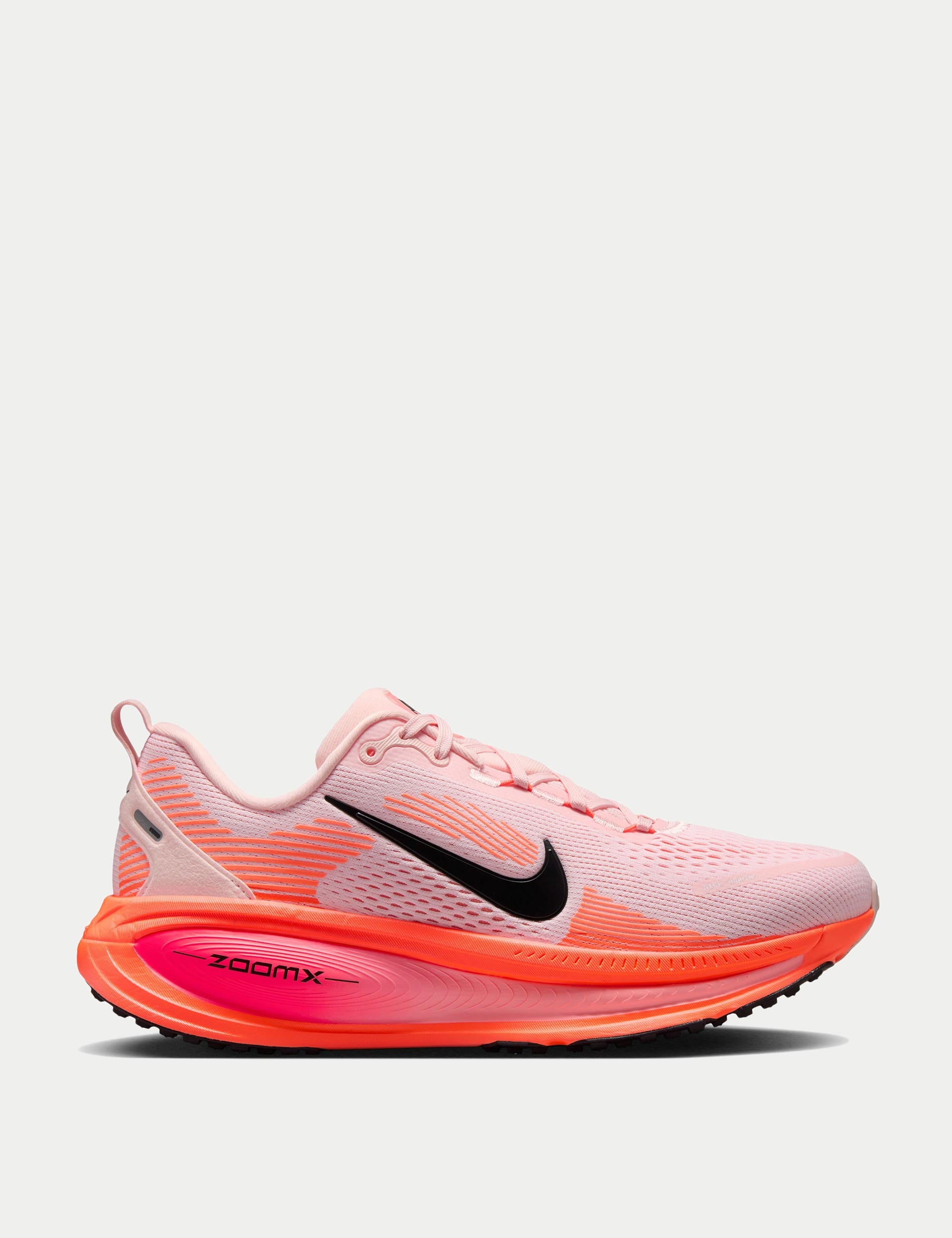 NIKE VOMERO 18 BRIGHT CRIMSON(W) ★大人気★ ☆正規品☆ Nike Vomero 18 Bright Crimson Hyper Pink (Women's) - HM6804