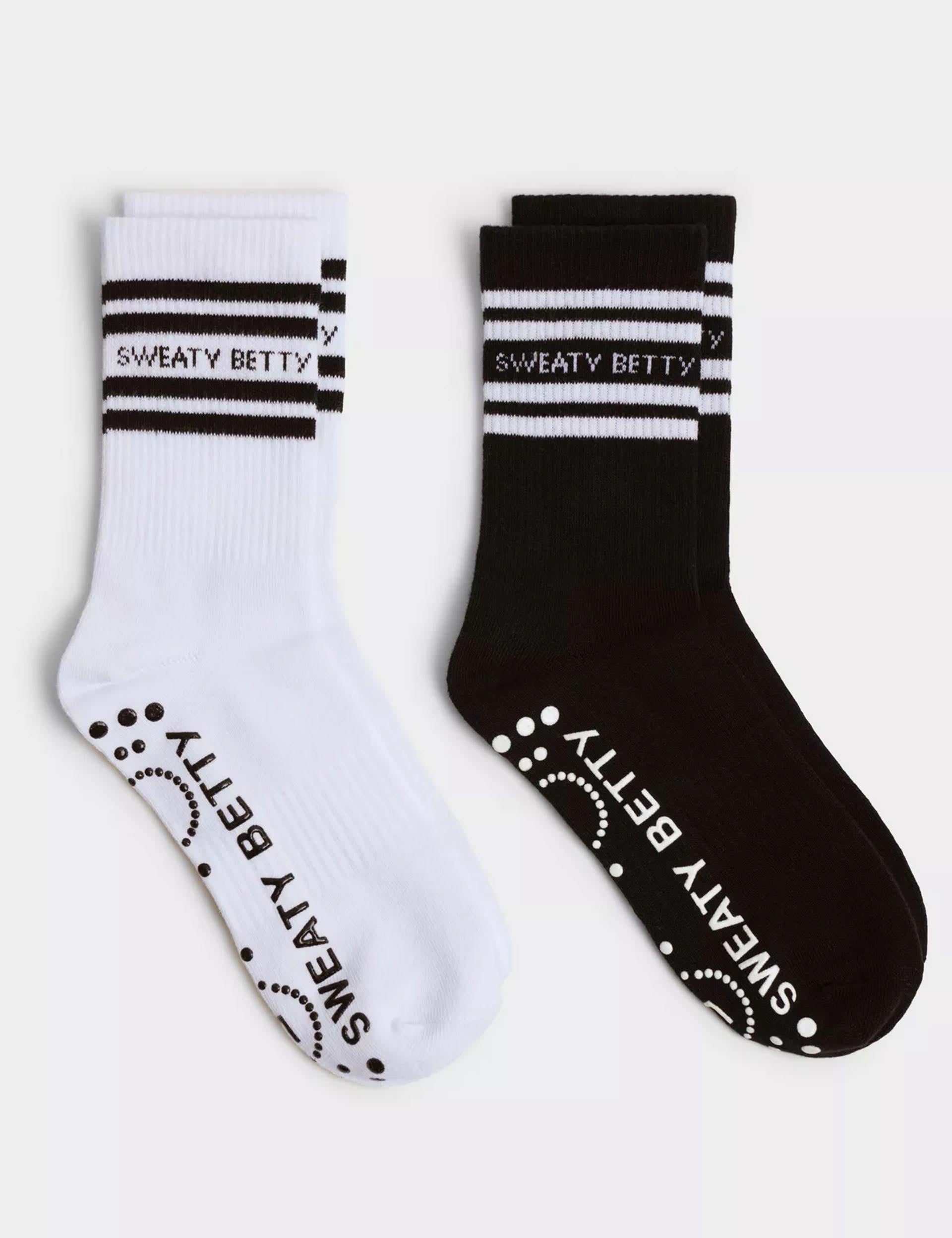 betty rides snowboard sock Sweaty Betty | Mid Length Ankle Gripper Socks -White