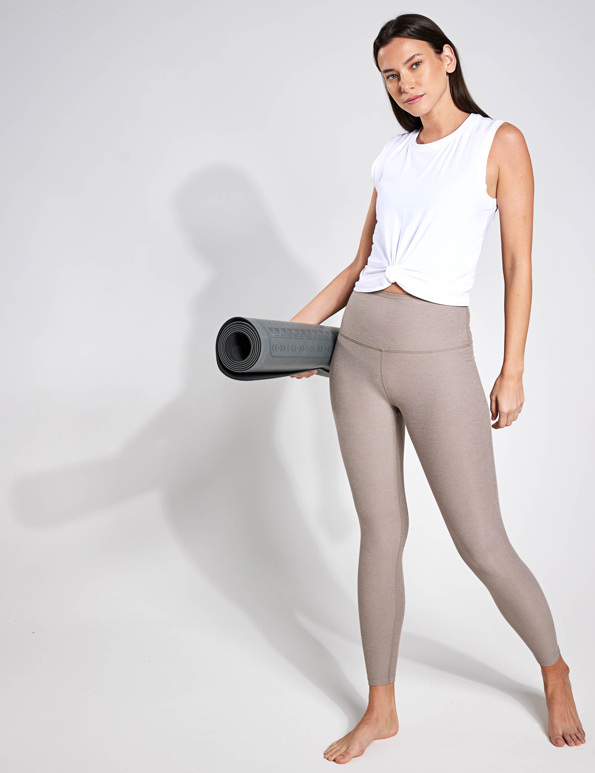 21 Best Yoga Pants in 2022 for Lounging and Exercising | SELF