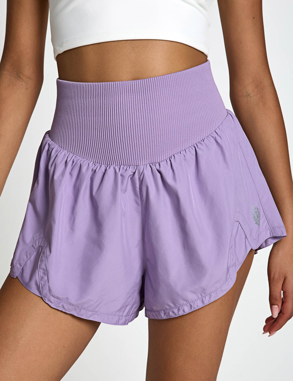 Carpe Diem Shorts Gem