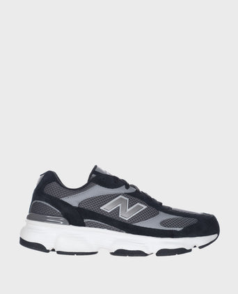 603 Trainers - Magnet Black