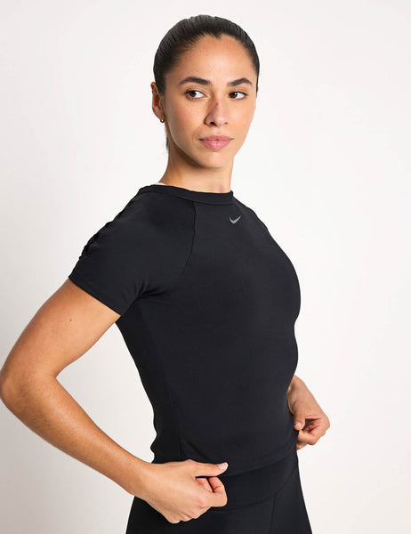 Nike-One-Fitted-Dri-FIT-