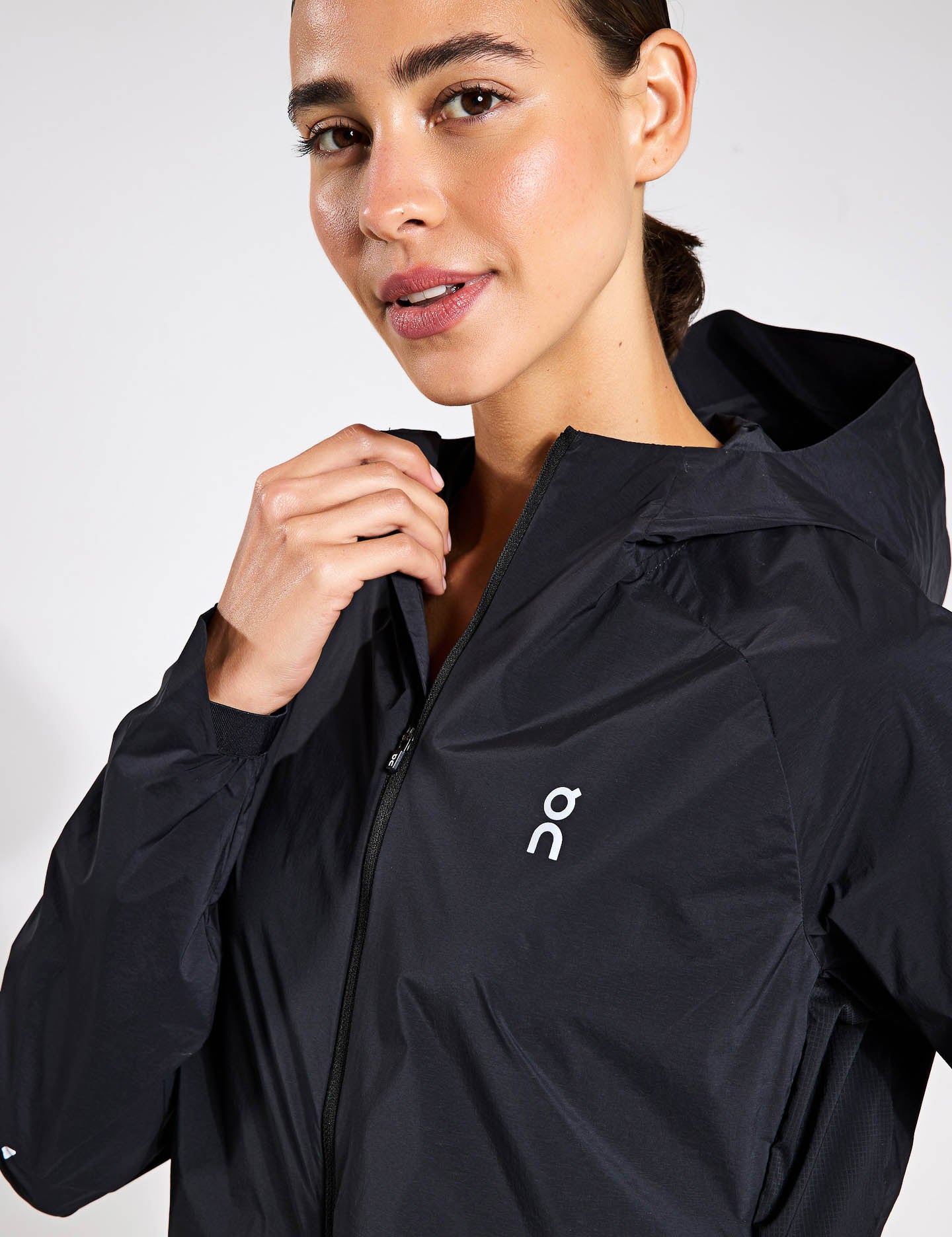 On Running | Core Jacket - Black | The Sports Edit