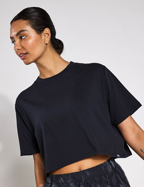 売れ筋商品|||アンダーアーマー Tシャツ レディース トップス RIVAL - Basic T-shirt - mod gray light heather/black/white 楽天市場】アンダーアーマー レディース 半袖tシャツの通販