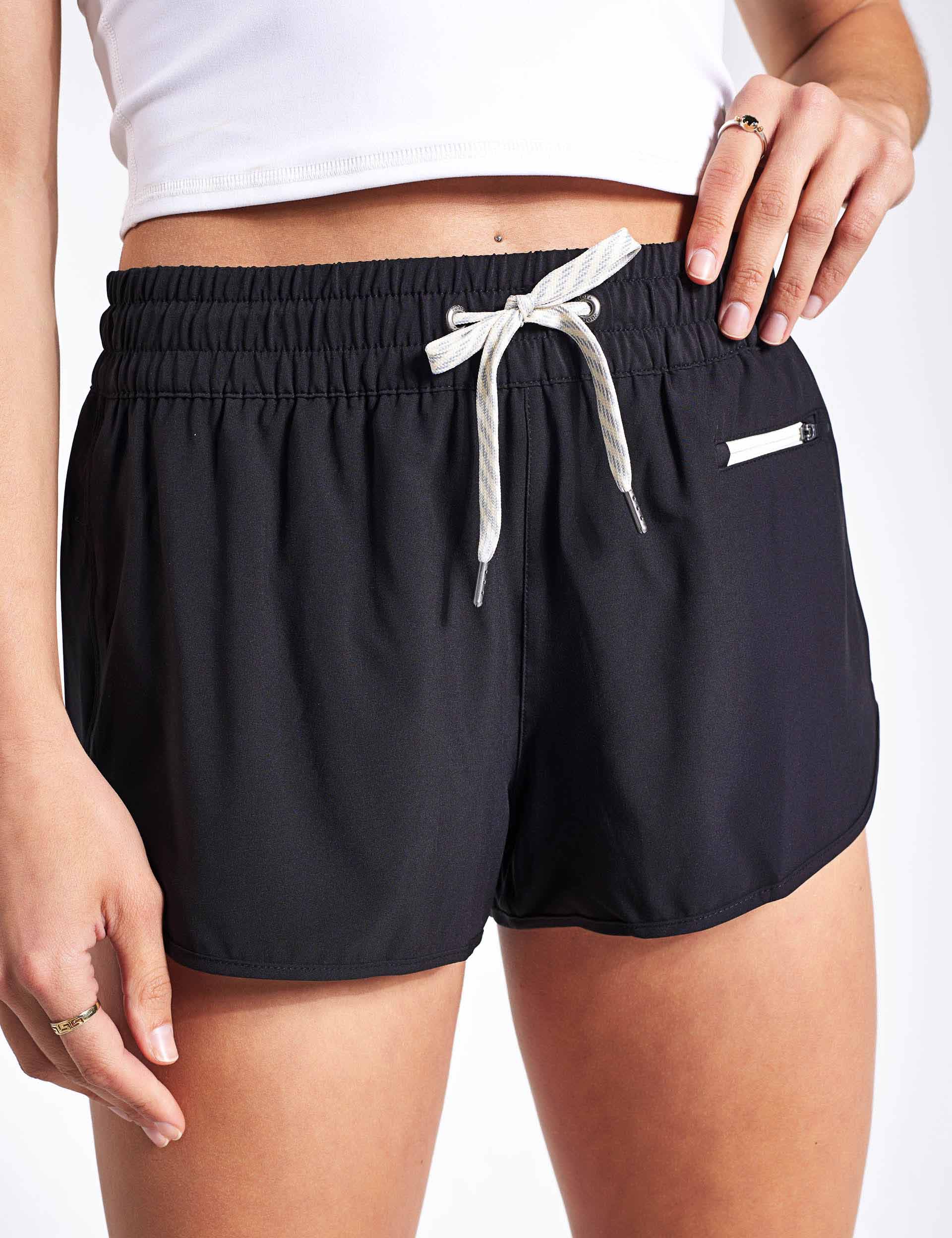 Short Vuori Clémentine grande femme doublé course randonnée gym yoga Short Vuori Clémentine grande femme doublé course randonnée gym yoga