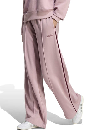 Seasonal Essentials Colorpop Joggers with Embroidered Graphic - Magic Mauve/Maroon