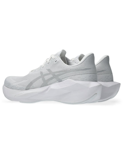 ASICS Novablast 6 - Whiteimages3- The Sports Edit