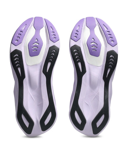 ASICS Novablast 6 - White/Murasakiimages6- The Sports Edit