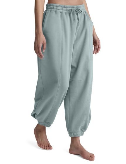 Beyond Yoga LuxeFleece Barrel Sweatpant - Fog Greyimages1- The Sports Edit
