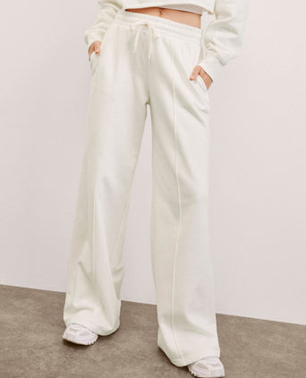 LuxeFleece Pintuck Wide Leg Pant - Fresh Snow