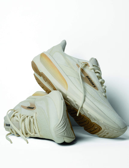 Brooks Revel 9 - Arctic Wolf/Coconut/Blackimages7- The Sports Edit