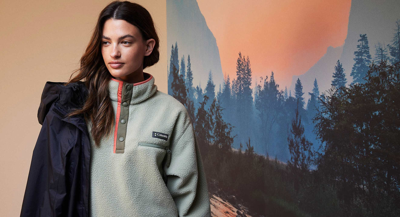 Stay Cosy Outdoors: The 5 Best Fleeces for Women