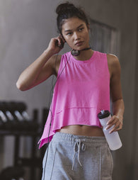 (取寄) エフピー ムーブメント レディース テンポ タンク FP Movement women Tempo Tank Cranberry FP Movement | Tempo Tank - Fuchsia Flirt | The Sports Edit
