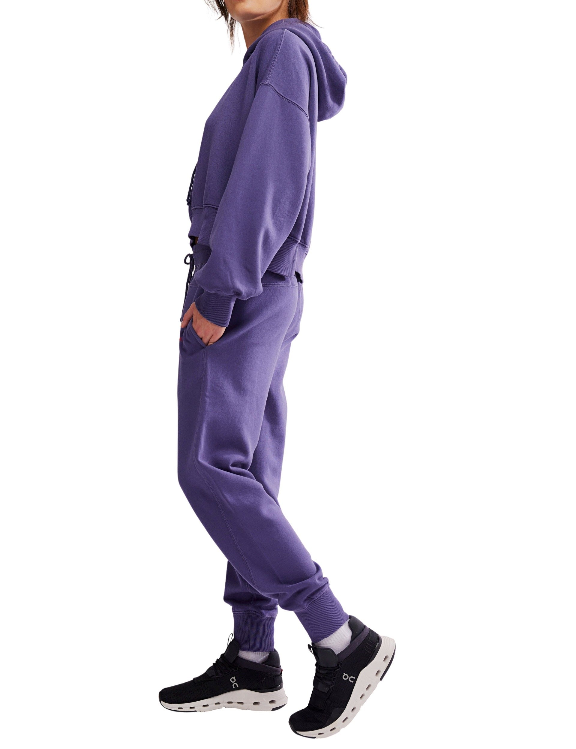 FP Movement | Undefeated Set - Graphite Combo | The Sports Edit