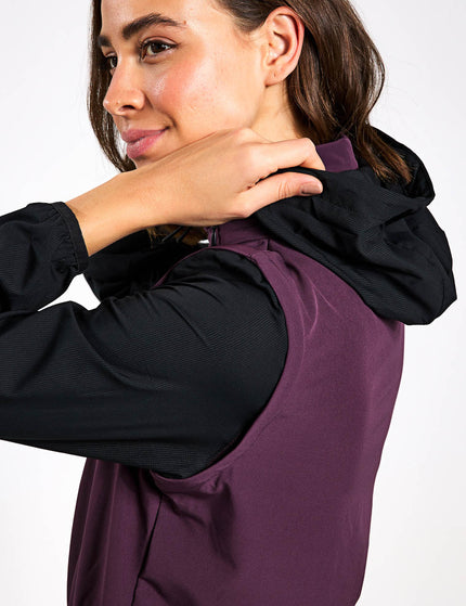 Goodmove Convertible Sports Jacket with Stormwear - Blackberryimages3- The Sports Edit