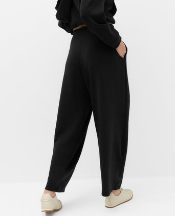 Sandwash Supersoft Pleated Barrel Leg Jogger - Black