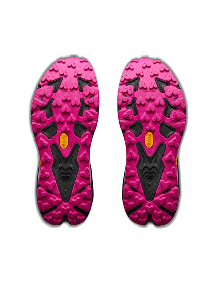 HOKA Speedgoat 7 - Black/Pink Opalimages8- The Sports Edit