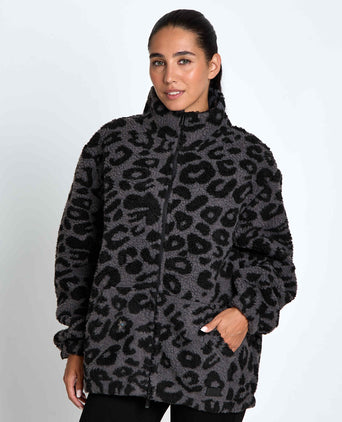 Layla Printed Sherpa - Black Leopard