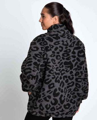 Layla Printed Sherpa - Black Leopard