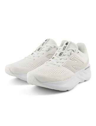 520v9 Shoes - White