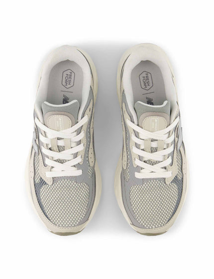 New Balance Fresh Foam Arishi v4 - Angoraimages4- The Sports Edit