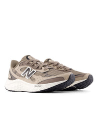 New Balance | Fresh Foam Arishi v4 Shoes - Brown | The Sports Edit