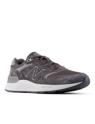New Balance | Fresh Foam 880 V6 - Eclipse | The Sports Edit