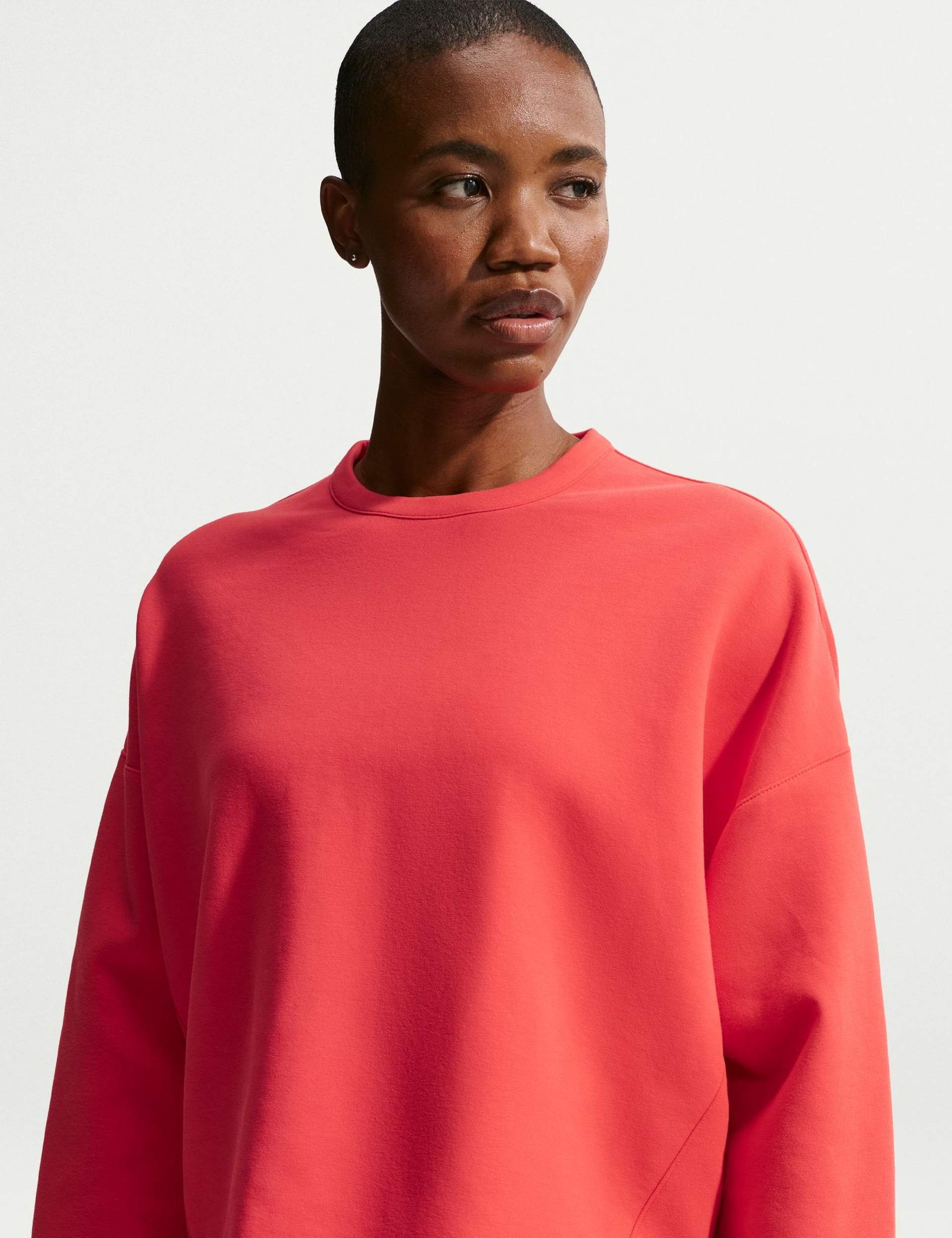 24.7 ImpossiblySoft Dri FIT Oversized Top Light Crimson University
