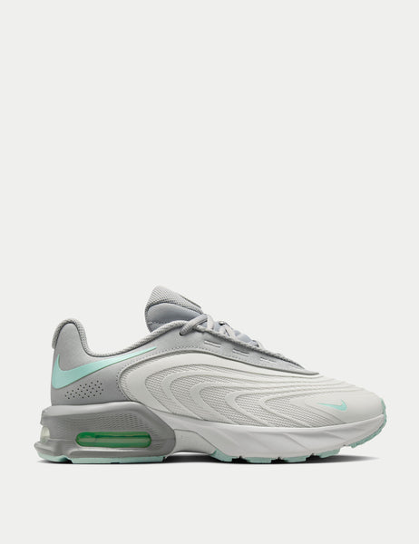 nike thea mint