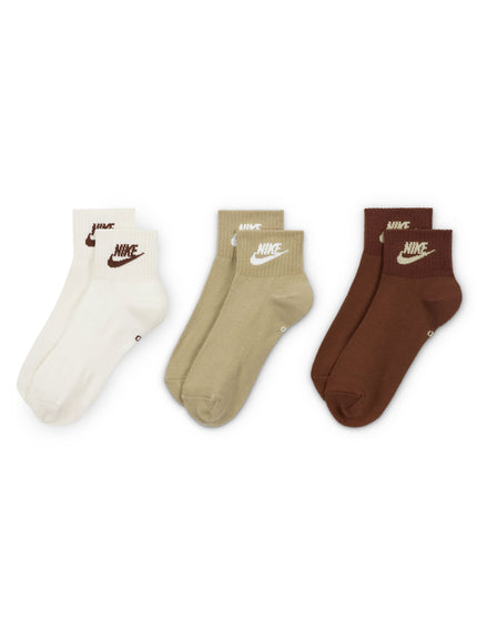 Nike Everyday Essential Ankle Socks (3 Pairs) - Multiimages3- The Sports Edit
