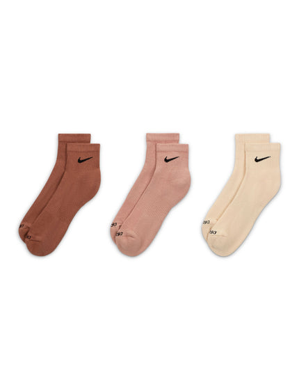 Nike Everyday Plus Cushioned Training Ankle Socks (3 Pairs) - Brown/Pink/Beigeimages1- The Sports Edit