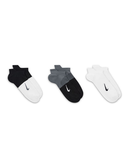 Nike Everyday Plus Lightweight Socks (3 Pairs) - White/Black/Greyimages1- The Sports Edit