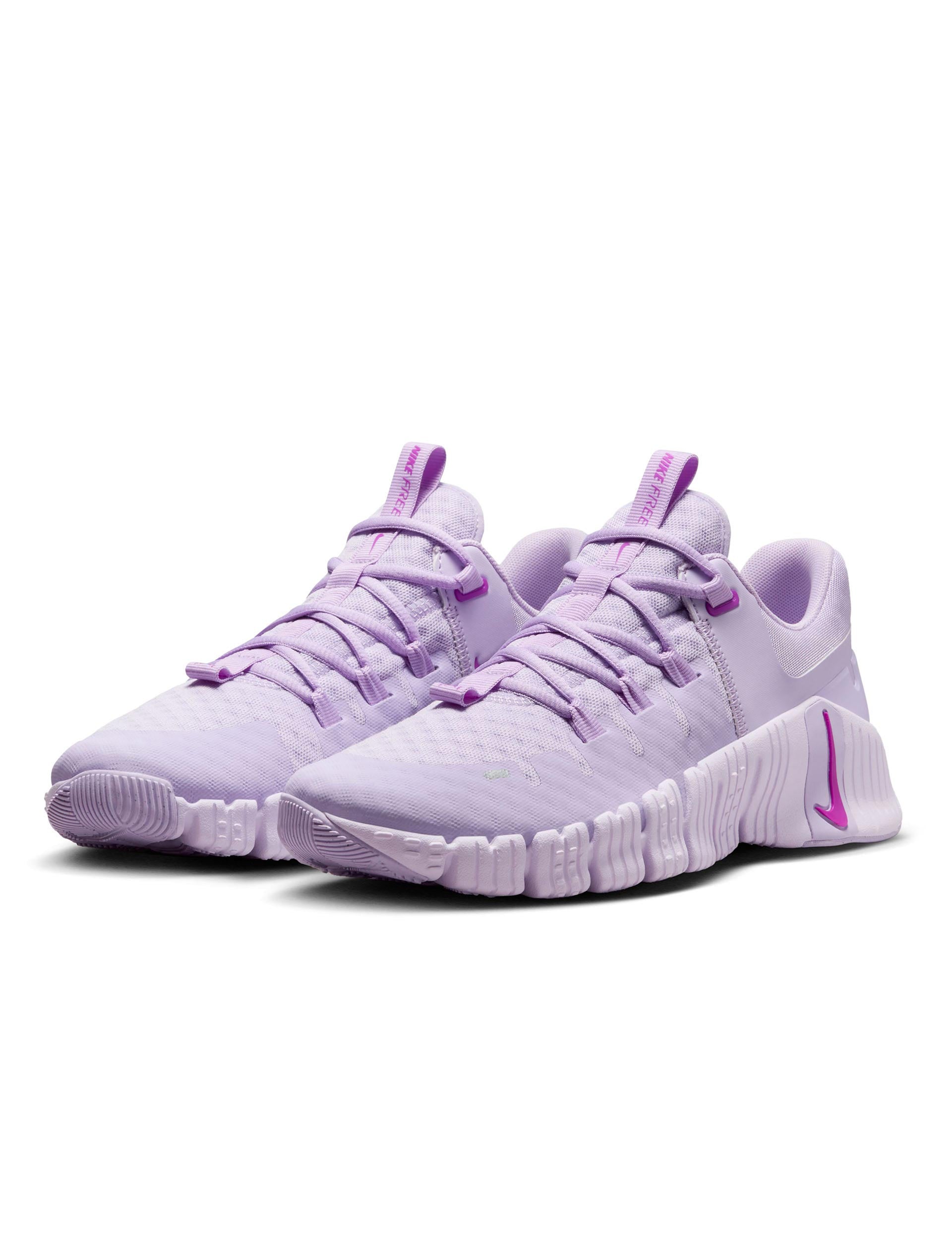 Nike | Free Metcon 5 Shoes - Lilac/Purple/Grape | The Sports Edit