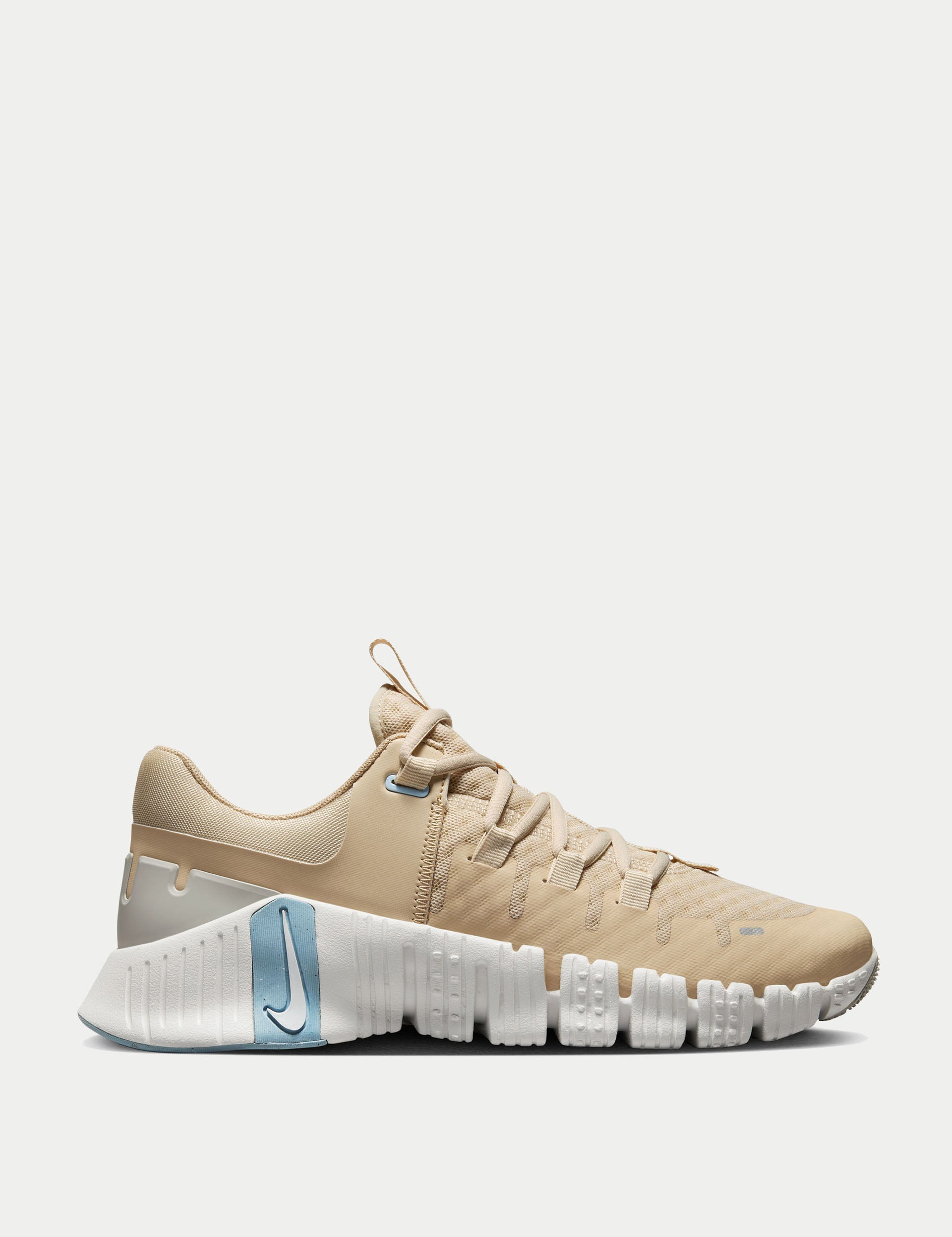 Nike | Free Metcon 5 Shoes - Sanddrift/White/Phantom | The Sports Edit