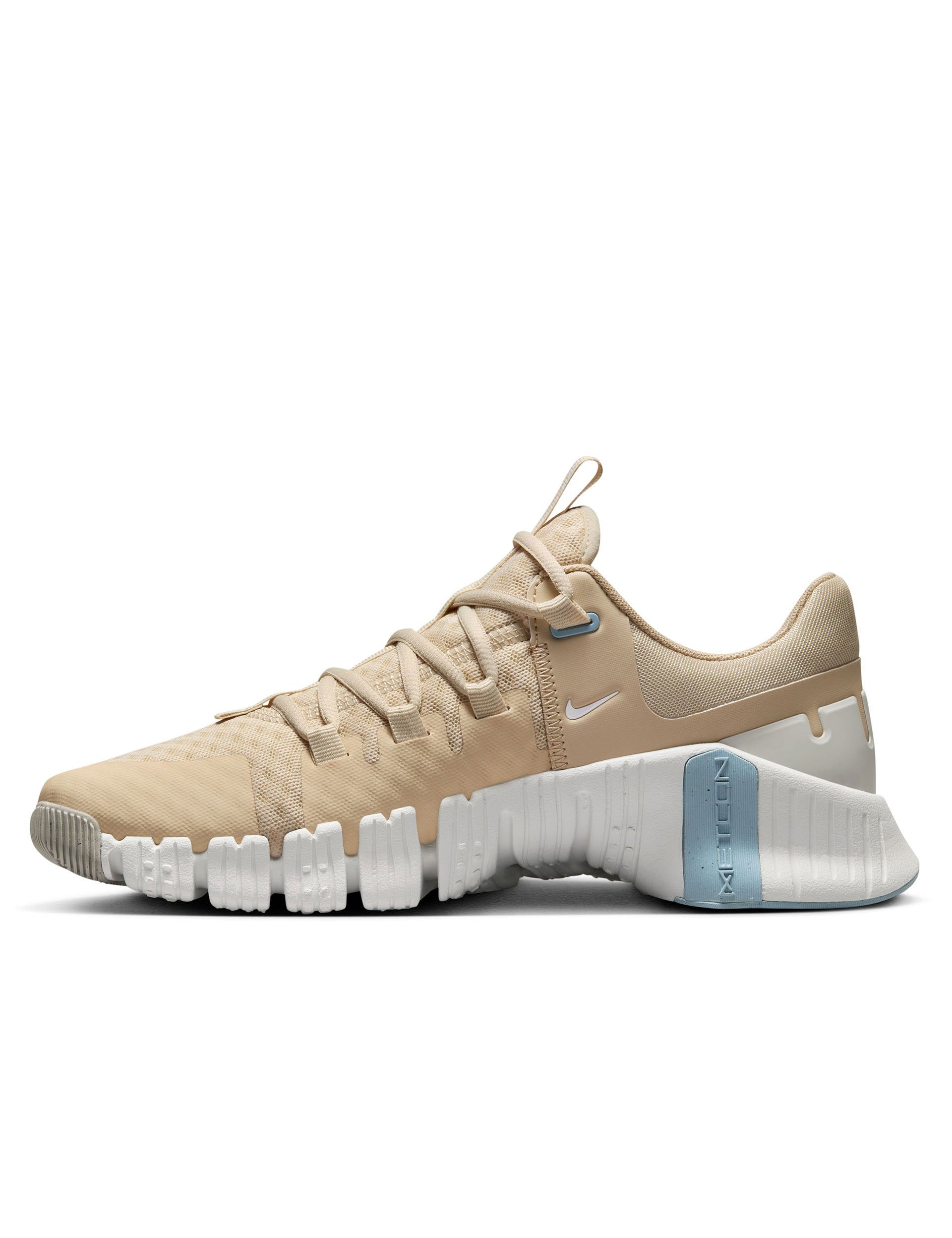 Nike | Free Metcon 5 Shoes - Sanddrift/White/Phantom | The Sports Edit