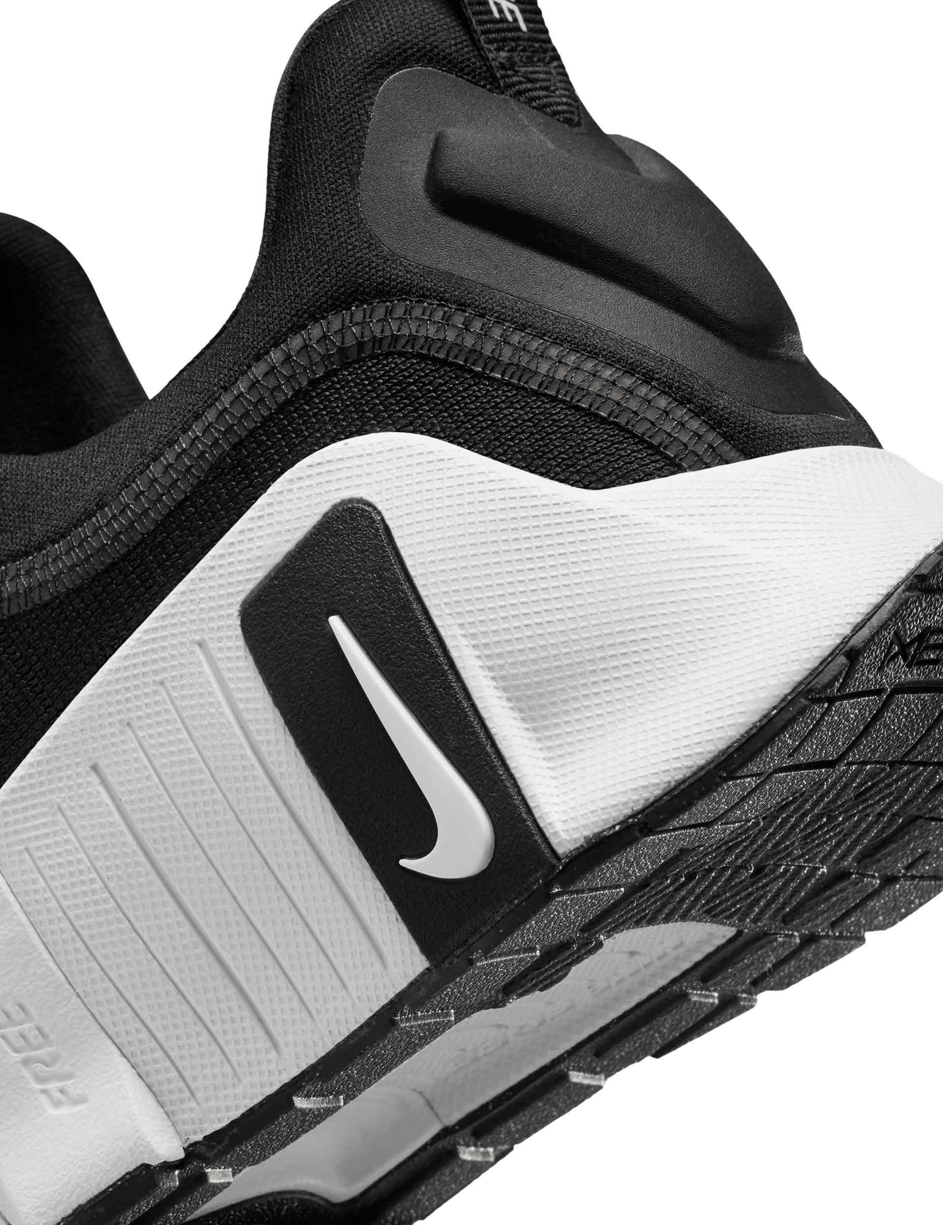 Nike Free Metcon Shoes Black/White The Sports Edit