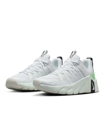 Free Metcon 7 Shoes - Off White/White/Cucumber Calm