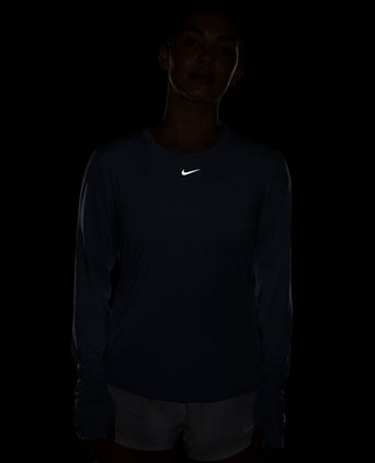 One Classic Dri-FIT Long-Sleeve Top - Hydrogen Blue/White