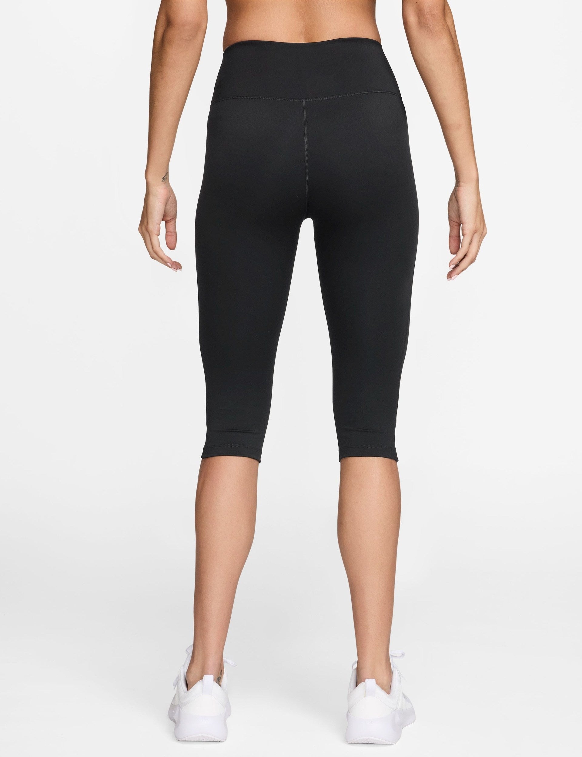 nike training one capri tights