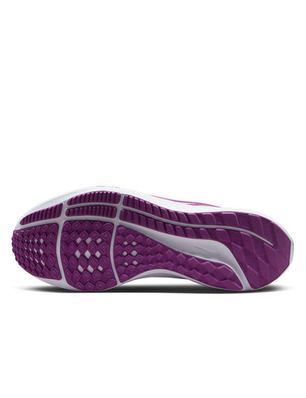 Nike Pegasus 40 Shoes - Guava Ice/Amber Brown/Photon Dust/Vivid Purpleimages4- The Sports Edit