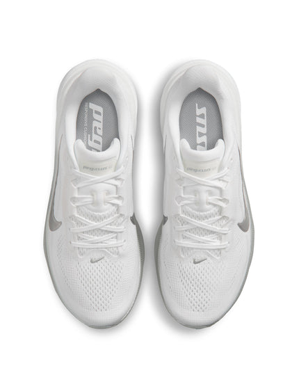 Nike Pegasus 42 Running Shoes - White/Metallic Silver/Wolf Greyimages4- The Sports Edit