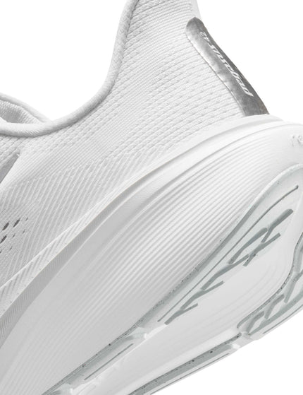 Nike Pegasus 42 Running Shoes - White/Metallic Silver/Wolf Greyimages8- The Sports Edit