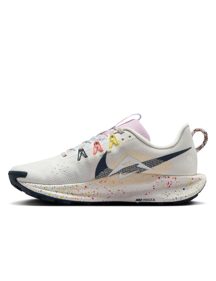 Nike Pegasus Trail 5 Shoes - Summit White/Armory Navy/Football Greyimages6- The Sports Edit