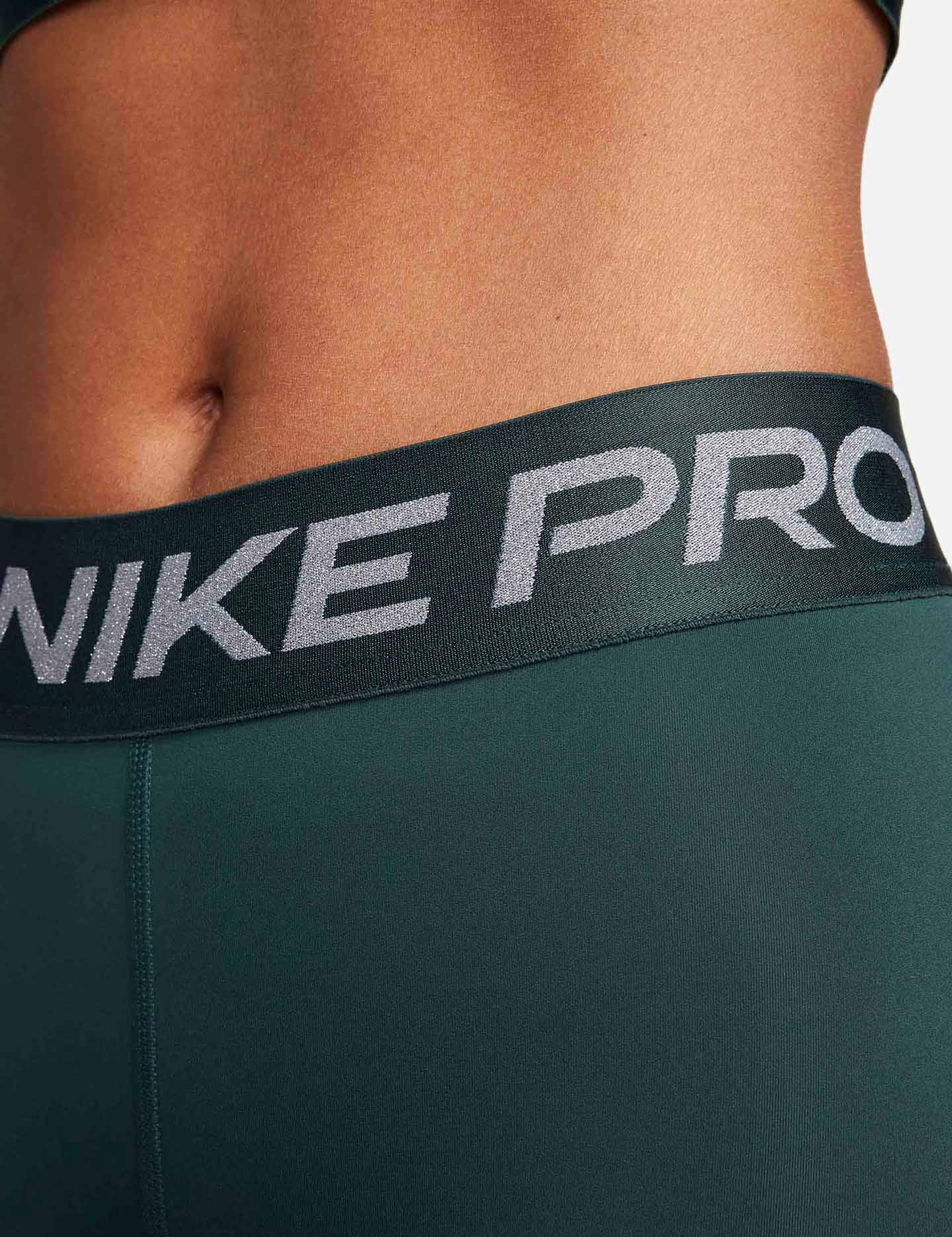 Nike | Pro 7/8 Leggings - Deep Jungle/Silver | The Sports Edit