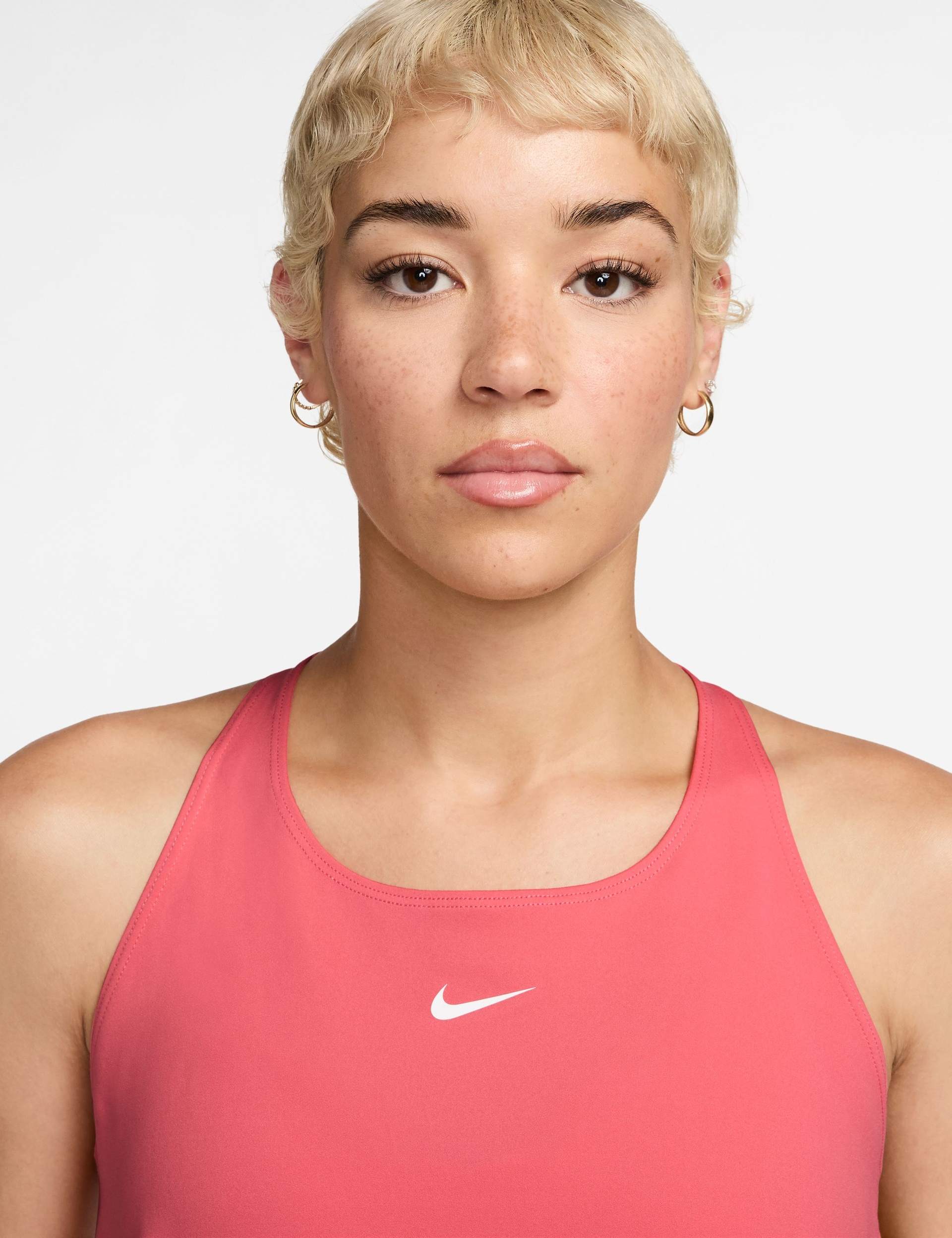 coral nike top